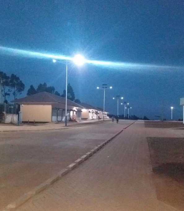 南溪区非洲科特迪瓦太阳能路灯工程
